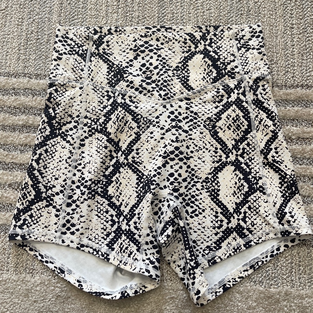 Vitality ascend shorts